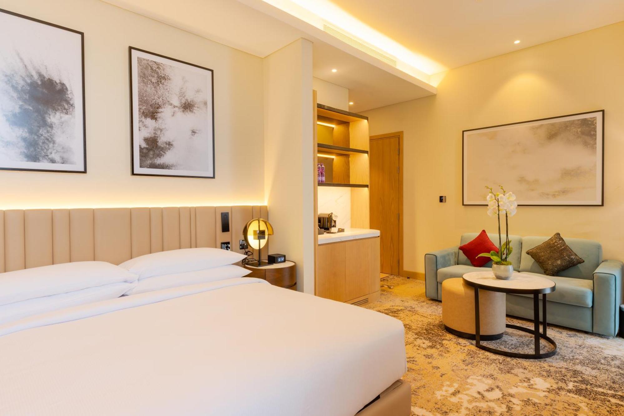 Embassy Suites By Hilton Doha Old Town Esterno foto
